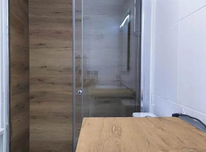 Sunny Tanife By Yumbo Lejlighed